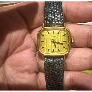 Working Vintage‎ Timex Square Face Black Leather 1980s Manual Wind Womens Watch